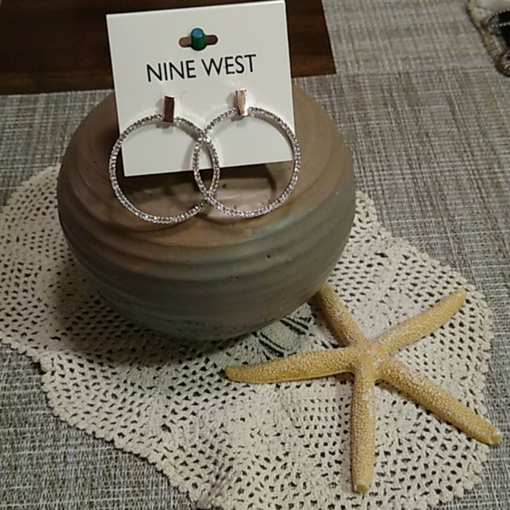 Nine West hoop earrings - Picture 2 of 5